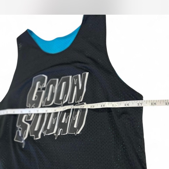 |Nike| Looney Tunes Reversible Black Turquoise Jersey Tank Top Size Medium - Picture 4 of 4